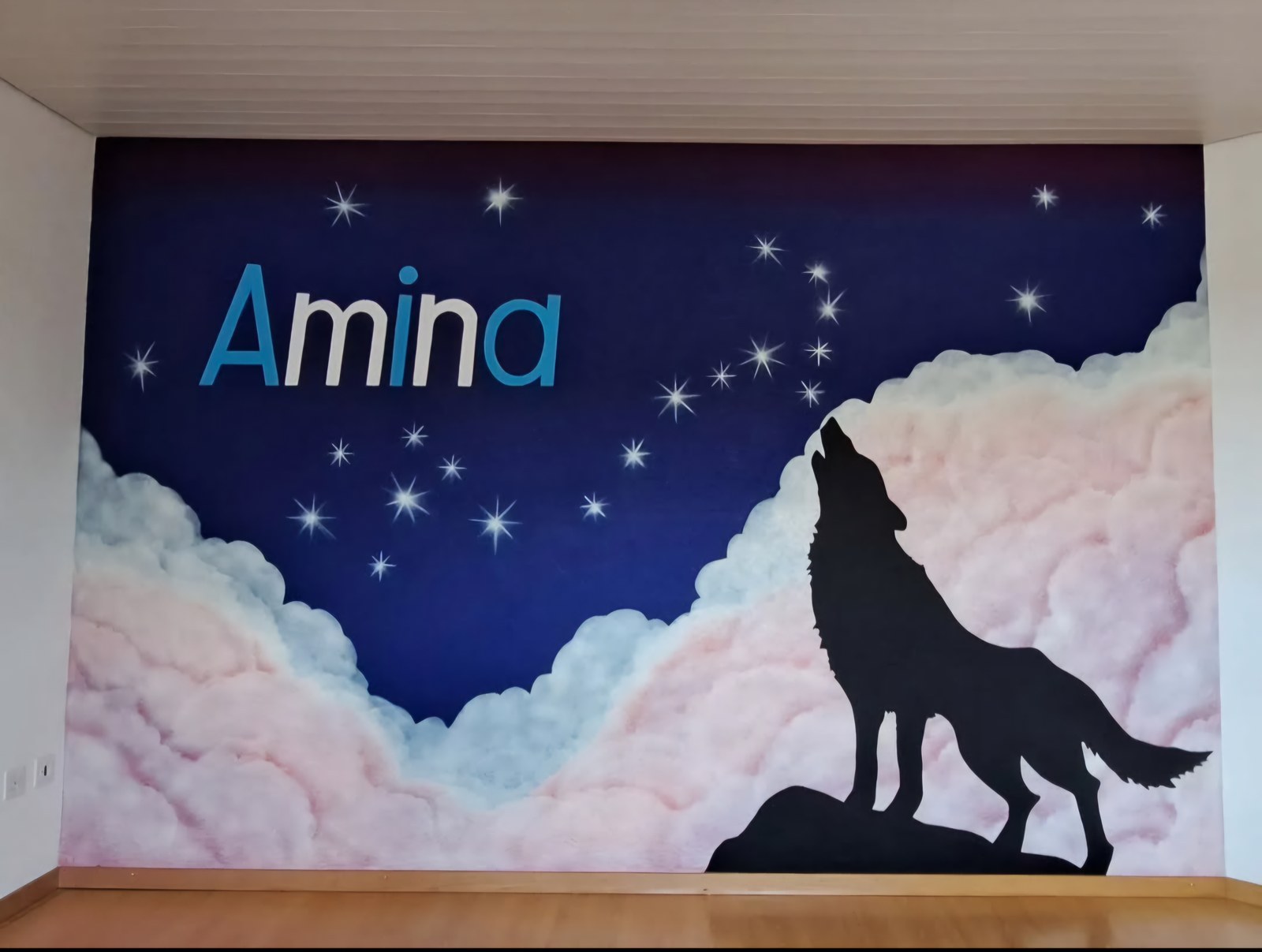 Wandbild mit heulendem Wolf und Sternenhimmel